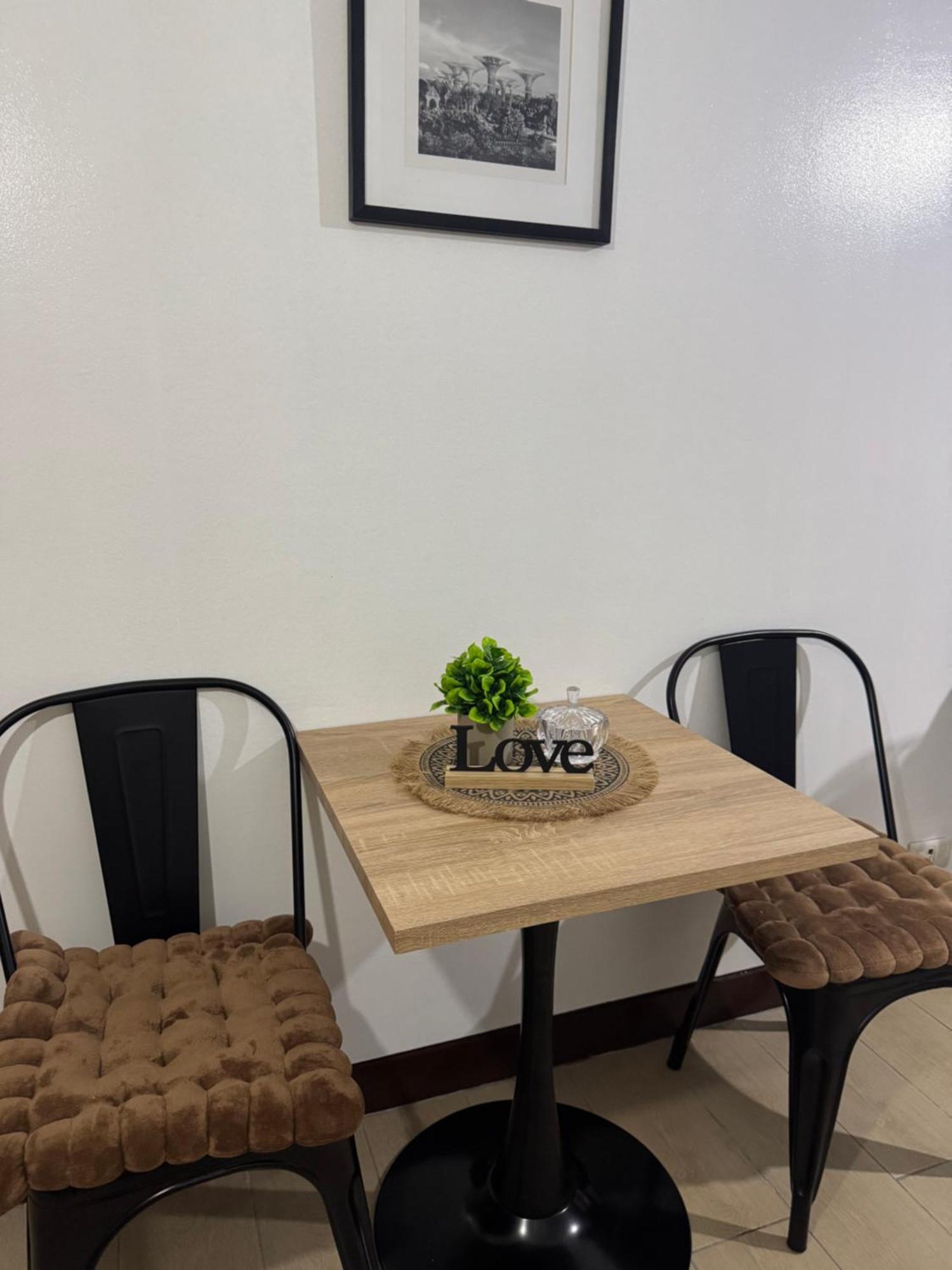 Two Palm Tree Villas 파사이 외부 사진